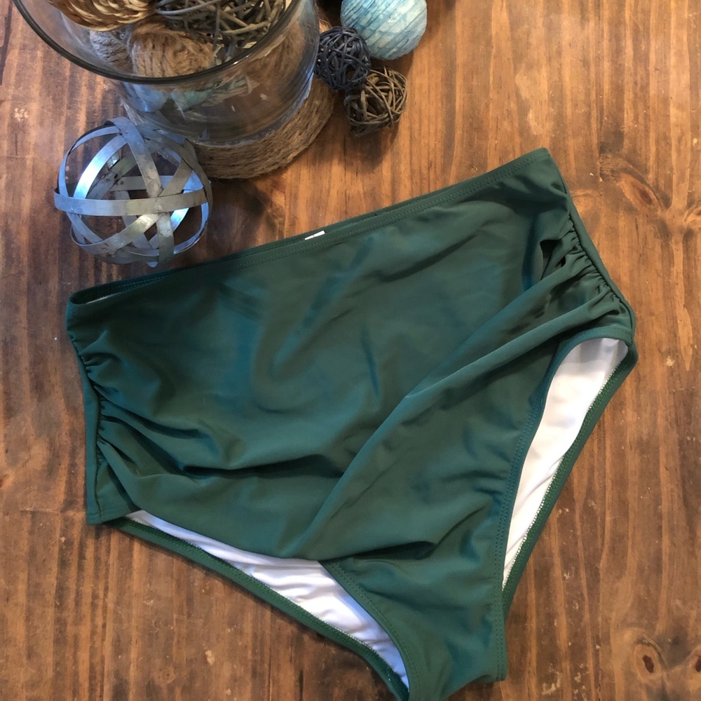 🌻High Waisted Swim Bottoms🌼